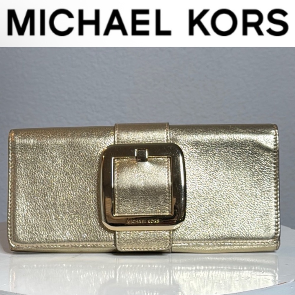 MICHAEL KORS GOLD METALLIC LEATHER BUCKLE DETAIL FLAP CLOSURE CLUTCH